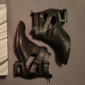 Jeffrey Campbell Everly Cutout Boot – Matte Black